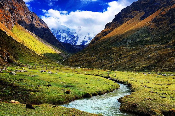 Salkantay Trek To Machu Picchu 5 Days And 4 Nights - Day 1: Humantay Lake and the start at Soraypampa