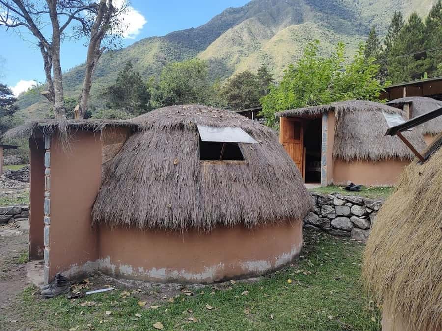 Salkantay trek to Machu Picchu – 5D/4N – Premium - Day 4: Lucmabamba, Llactapata, Hydroelectric, and Aguas Calientes