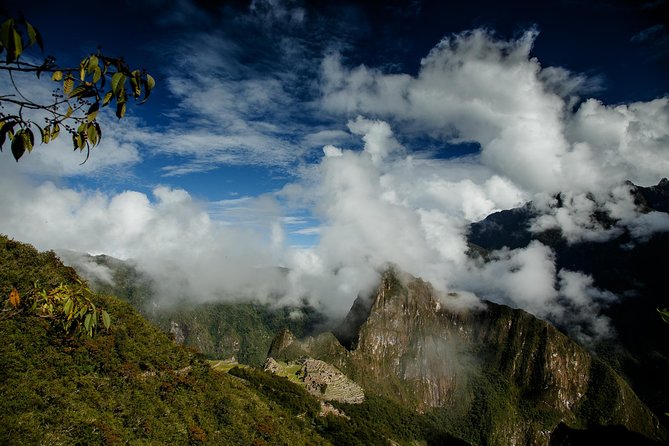 Short Inca trail to MachuPicchu || 2days - 1nigth || - Machu Picchu gets two and a half hours with a guide