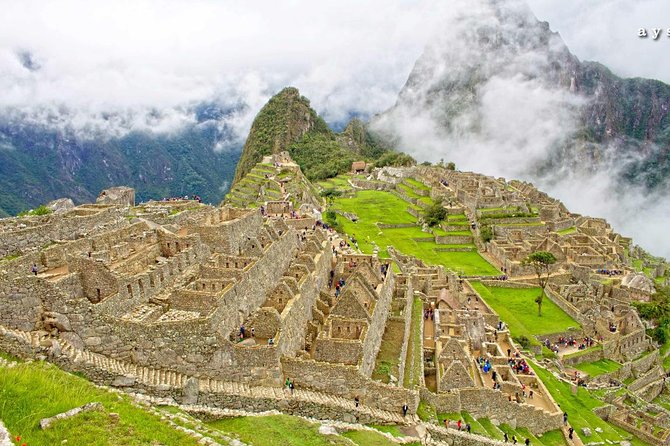 Small-Group Day Tour to Machu Picchu - A pre-dawn start from Cusco