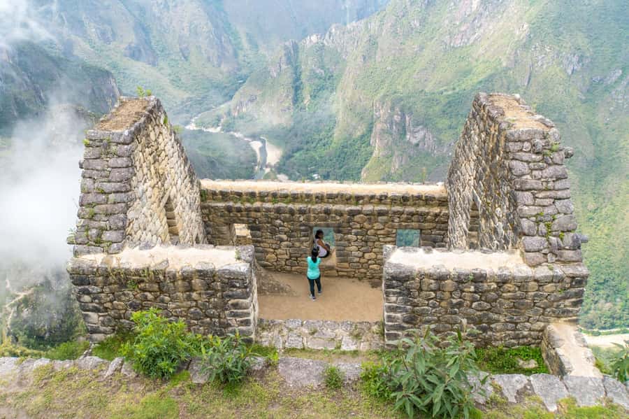 Tour Machu Picchu + Mountain of Huayna Picchu 2 days - Key points at a glance