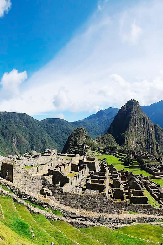 TOUR TO MACHU PICCHU FULL DAY BY TRAIN – The Best Adventure - Returning to Aguas Calientes for lunch