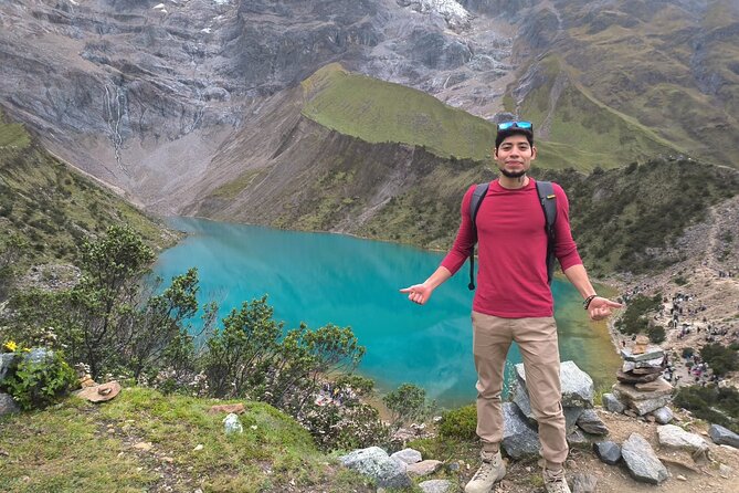 Tour to the HUMANTAY LAGOON from CUSCO - Breakfast in Mollepata before the uphill walk