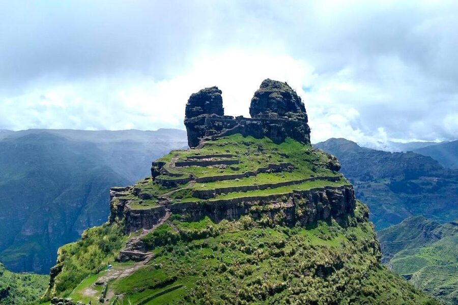 Waqrapukara 1 day trekking + meals - The horn-shaped fortress and its Inca enclosures